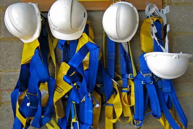 Equipos de seguridad en demoliciones